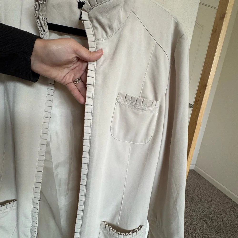 Cream Ruffled Jacket - Picture 3 of 4